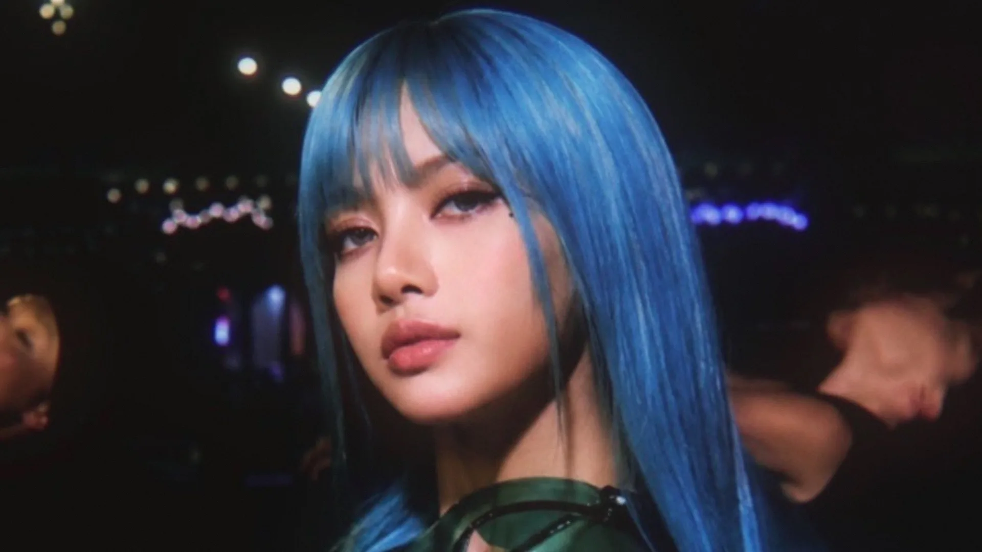 LISA hace historia después de 5 años en Youtube con su canción "SaWaDiKa"